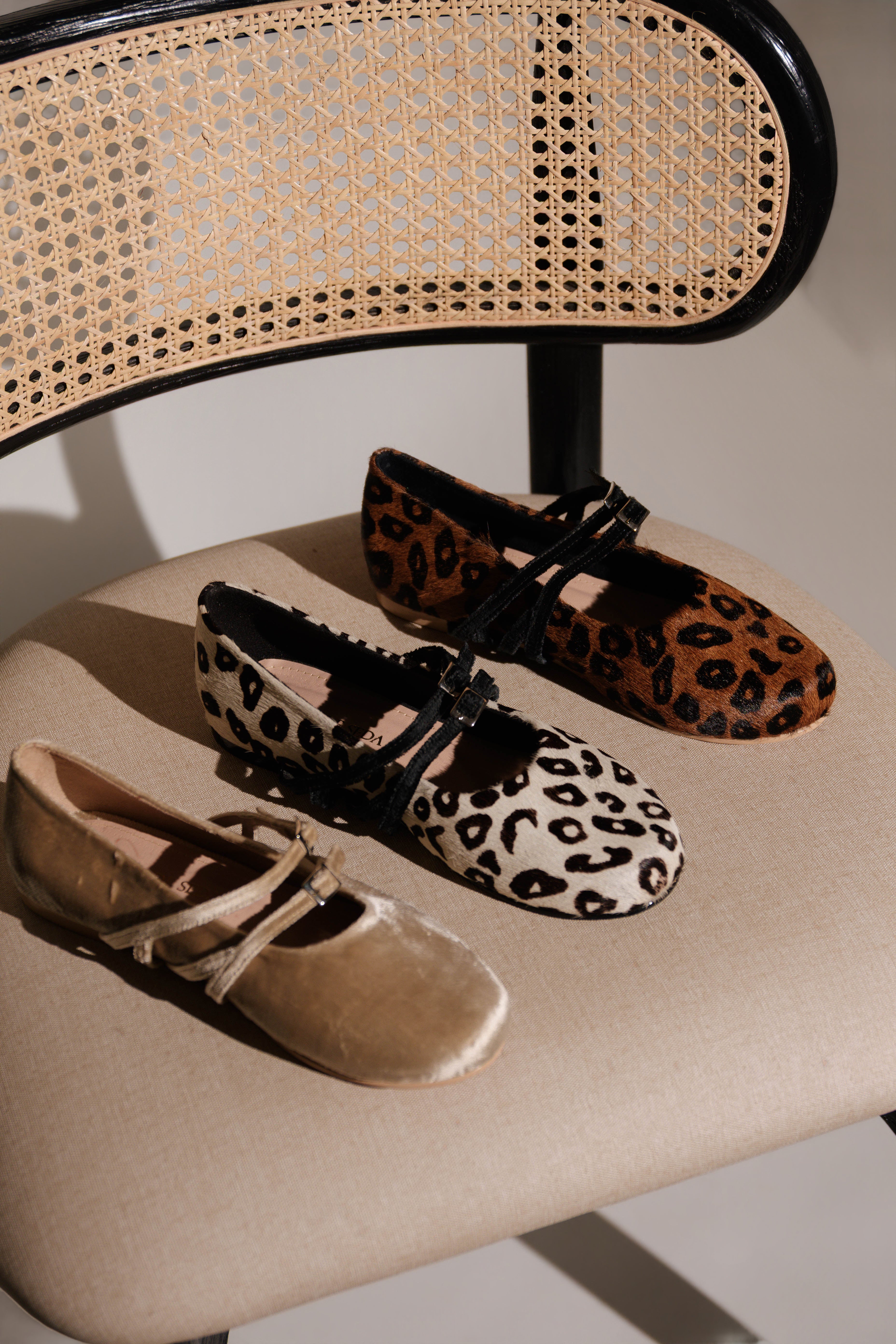 MARY JANES EMMA